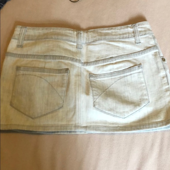 Small - Picture 3 of 5